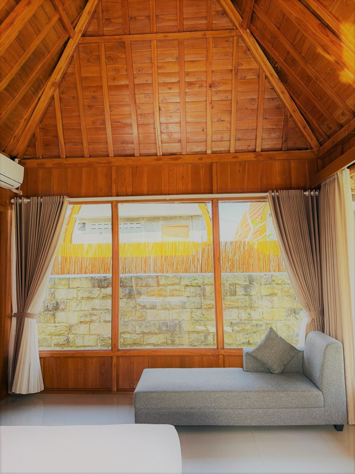 Yudistira Villa